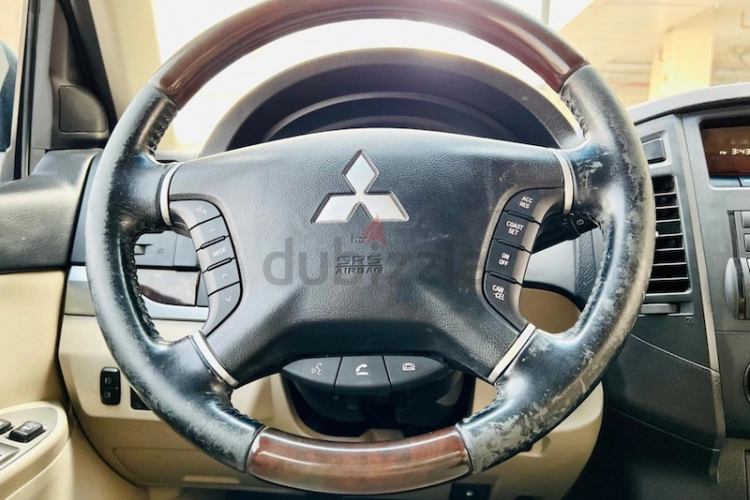 Mitsubishi Pajero, год 2011, цвет Silver-Gasoline, пробег 131,000 km, фото 3012