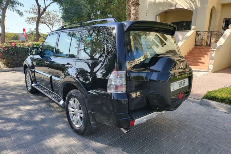 Mitsubishi Pajero, год 2017, цвет Black-Gasoline, пробег 29,000 km, фото 440