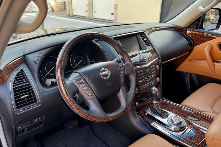 Nissan Patrol, год 2016, цвет Black-Gasoline, пробег 29,000 km, фото 3888