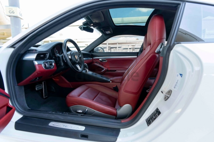Porsche Carrera / 911, год 2017, цвет White-Gasoline, пробег 186,000 km, фото 4987