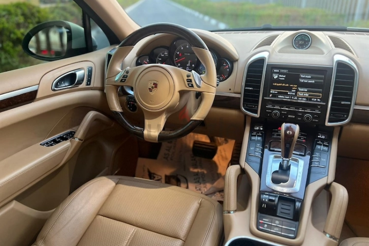 Porsche Cayenne, год 2013, цвет White-Gasoline, пробег 189,000 km, фото 162