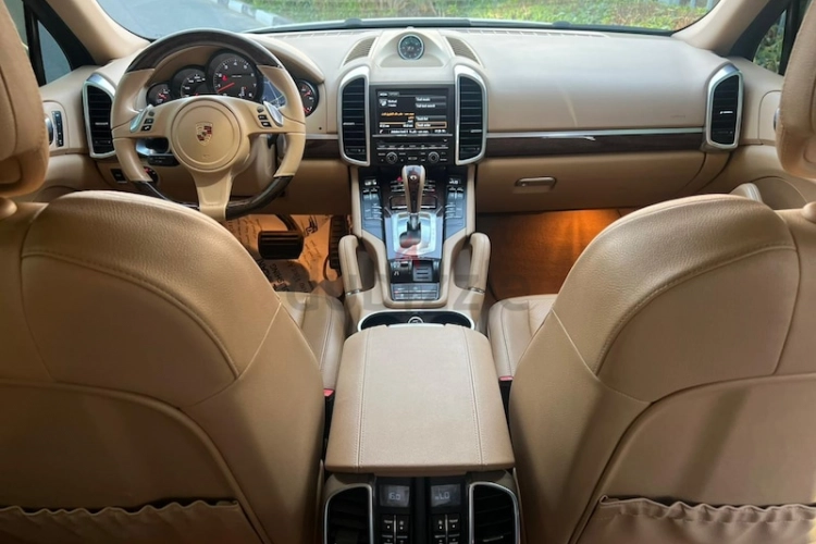 Porsche Cayenne, год 2013, цвет White-Gasoline, пробег 189,000 km, фото 163