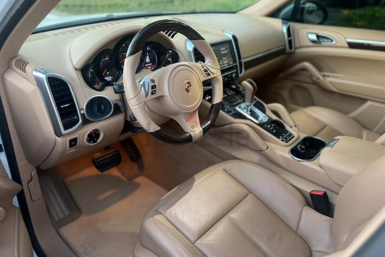 Porsche Cayenne, год 2013, цвет White-Gasoline, пробег 189,000 km, фото 169