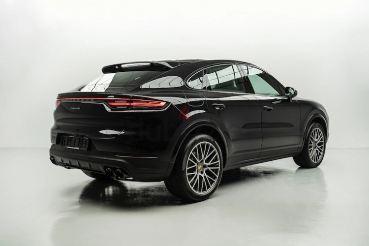 Porsche Cayenne, год 2023, цвет Black-Gasoline, пробег 30 km, фото 4116