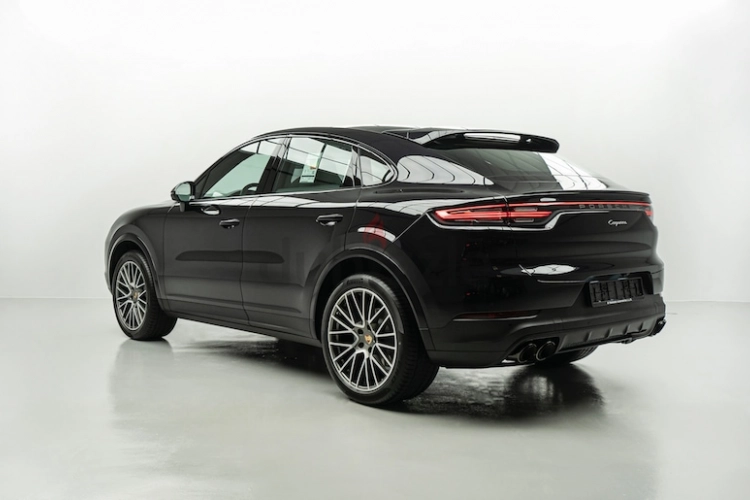 Porsche Cayenne, год 2023, цвет Black-Gasoline, пробег 30 km, фото 4120