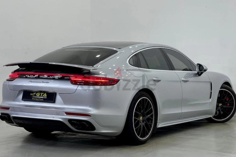 Porsche Panamera, год 2017, цвет Silver-Gasoline, пробег 69,777 km, фото 2755