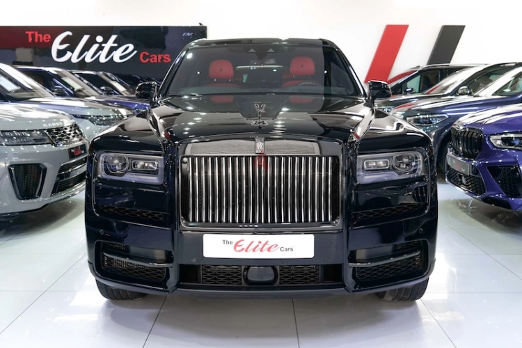 Rolls Royce Cullinan, год 2020, цвет Black-Gasoline, пробег 12,963 km, фото 4414