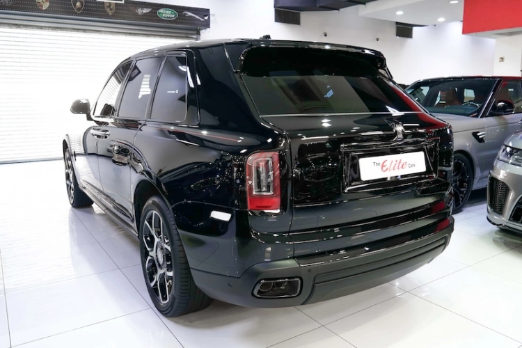 Rolls Royce Cullinan, год 2020, цвет Black-Gasoline, пробег 12,963 km, фото 4418