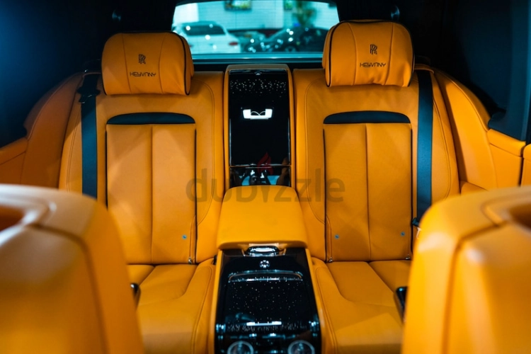 Rolls Royce Cullinan, год 2022, цвет Black-Gasoline, пробег 100 km, фото 2835
