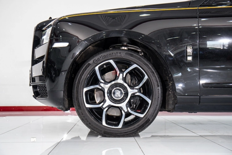 Rolls Royce Cullinan, год 2022, цвет Black-Gasoline, пробег 19,000 km, фото 1392