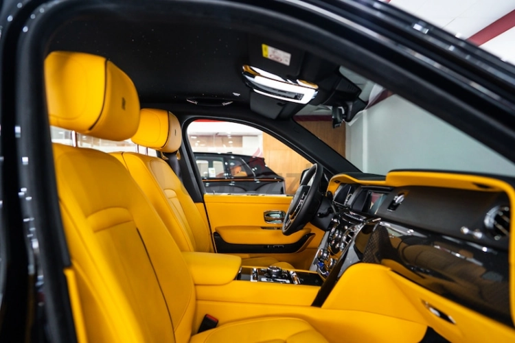 Rolls Royce Cullinan, год 2022, цвет Black-Gasoline, пробег 19,000 km, фото 1395