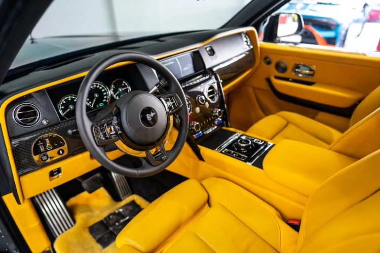 Rolls Royce Cullinan, год 2022, цвет Black-Gasoline, пробег 19,000 km, фото 1403