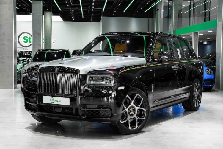 Rolls Royce Cullinan, год 2023, цвет Black-Gasoline, пробег 0 km, фото 2518