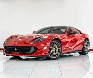 Ferrari 812 Superfast, год 2019, цвет Red-Gasoline, пробег 12,000 km
