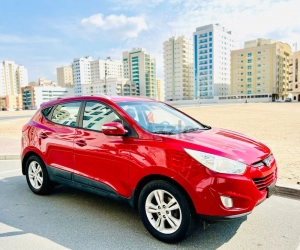 Hyundai Tucson, год 2014, цвет Red-Gasoline, пробег 146,000 km