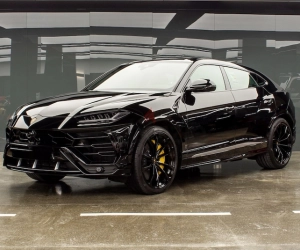 Lamborghini Urus, год 2022, цвет Black-Gasoline, пробег 0 km
