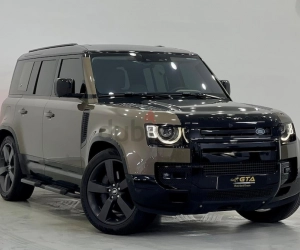 Land Rover Defender, год 2020, цвет Brown-Gasoline, пробег 33,831 km