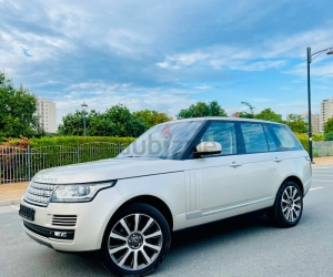 Land Rover Range Rover, год 2014, цвет Gold-Gasoline, пробег 131,380 km