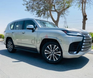 Lexus LX600, год 2022, цвет Silver-Gasoline, пробег 0 km