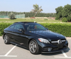 Mercedes-Benz C43, год 2019, цвет Black-Gasoline, пробег 37,309 km