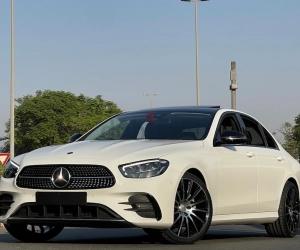 Mercedes-Benz E-Class, год 2022, цвет White-Gasoline, пробег 22,000 km
