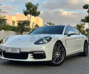 Porsche Panamera, год 2020, цвет White-Gasoline, пробег 21,000 km