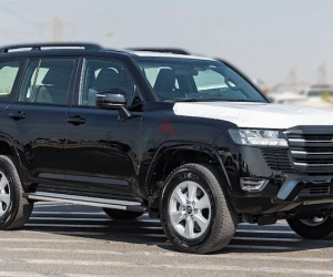 Toyota Land Cruiser, год 2022, цвет Black-Gasoline, пробег 0 km