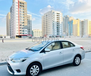 Toyota Yaris, год 2015, цвет Silver-Gasoline, пробег 96,270 km