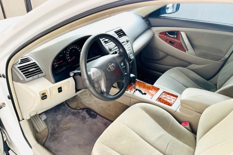 Toyota Camry, год 2008, цвет White-Gasoline, пробег 125,000 km, фото 3275