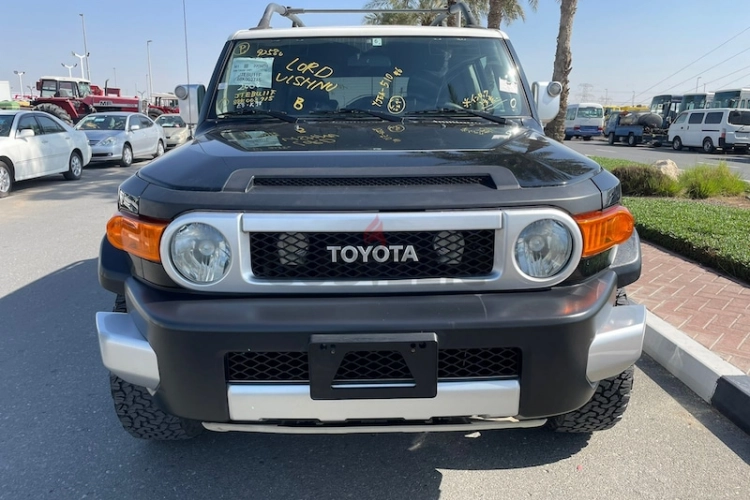 Toyota FJ Cruiser, год 2008, цвет Black-Gasoline, пробег 98,000 km, фото 4301