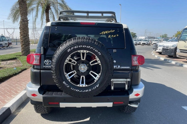 Toyota FJ Cruiser, год 2008, цвет Black-Gasoline, пробег 98,000 km, фото 4305
