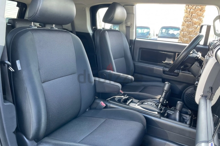 Toyota FJ Cruiser, год 2008, цвет Black-Gasoline, пробег 98,000 km, фото 4309