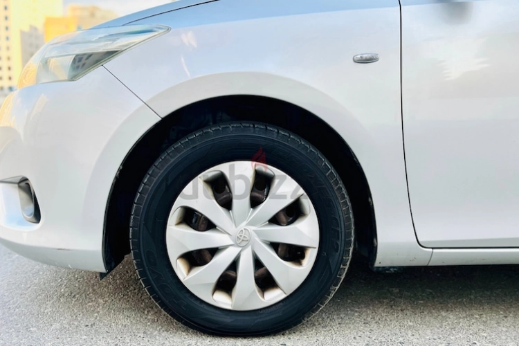Toyota Yaris, год 2015, цвет Silver-Gasoline, пробег 96,270 km, фото 3290