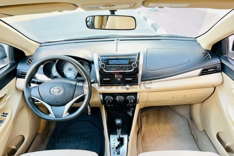 Toyota Yaris, год 2015, цвет Silver-Gasoline, пробег 96,270 km, фото 3288