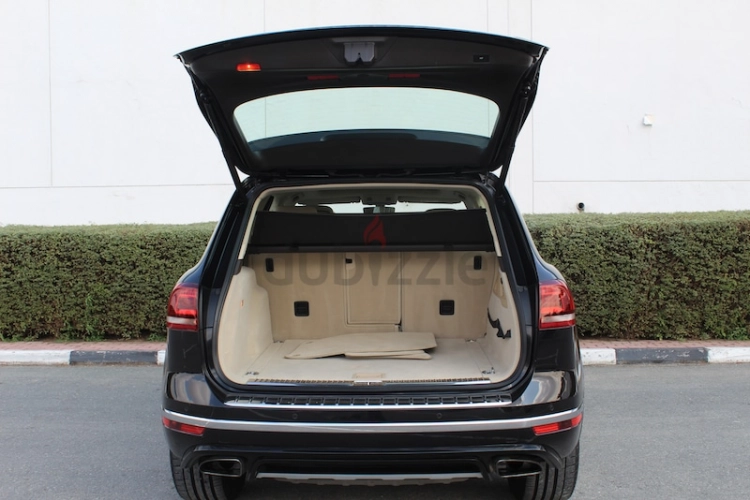 Volkswagen Touareg, год 2017, цвет Black-Gasoline, пробег 125,000 km, фото 4078